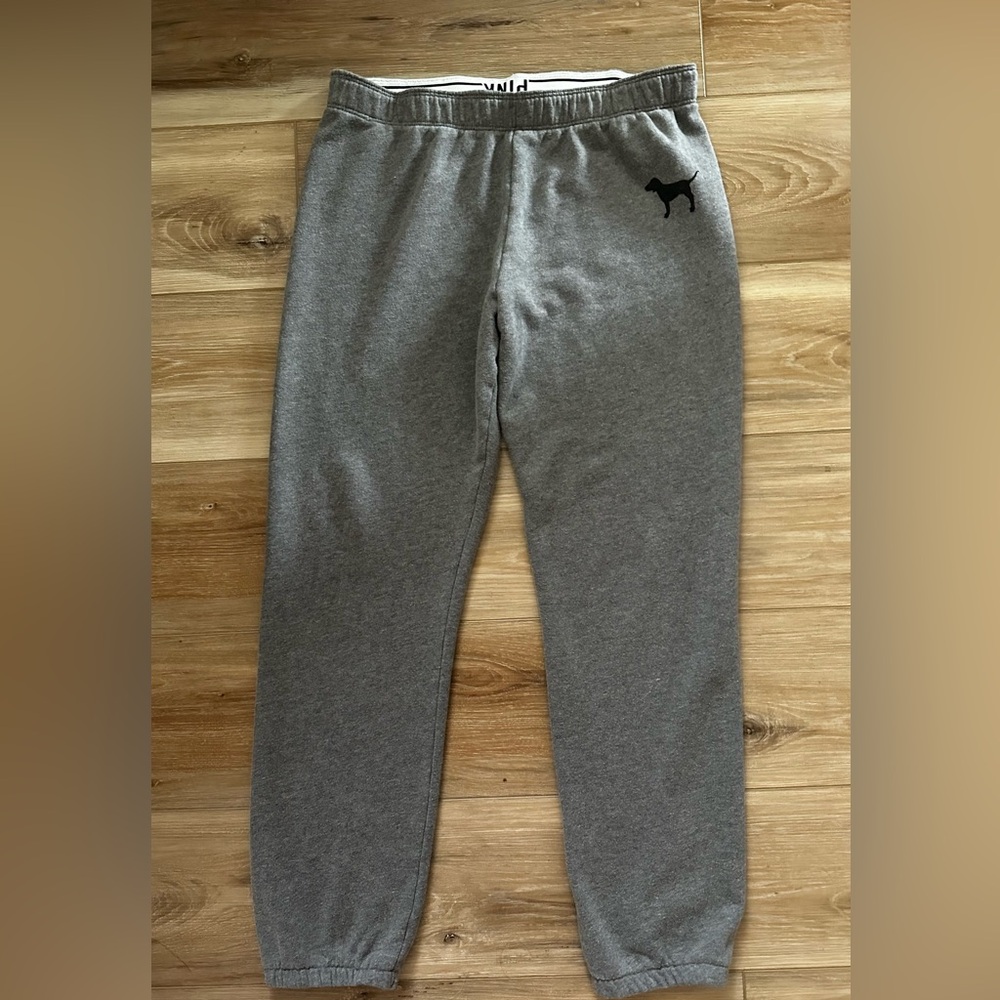 PINK Victoria’s Secret Joggers M